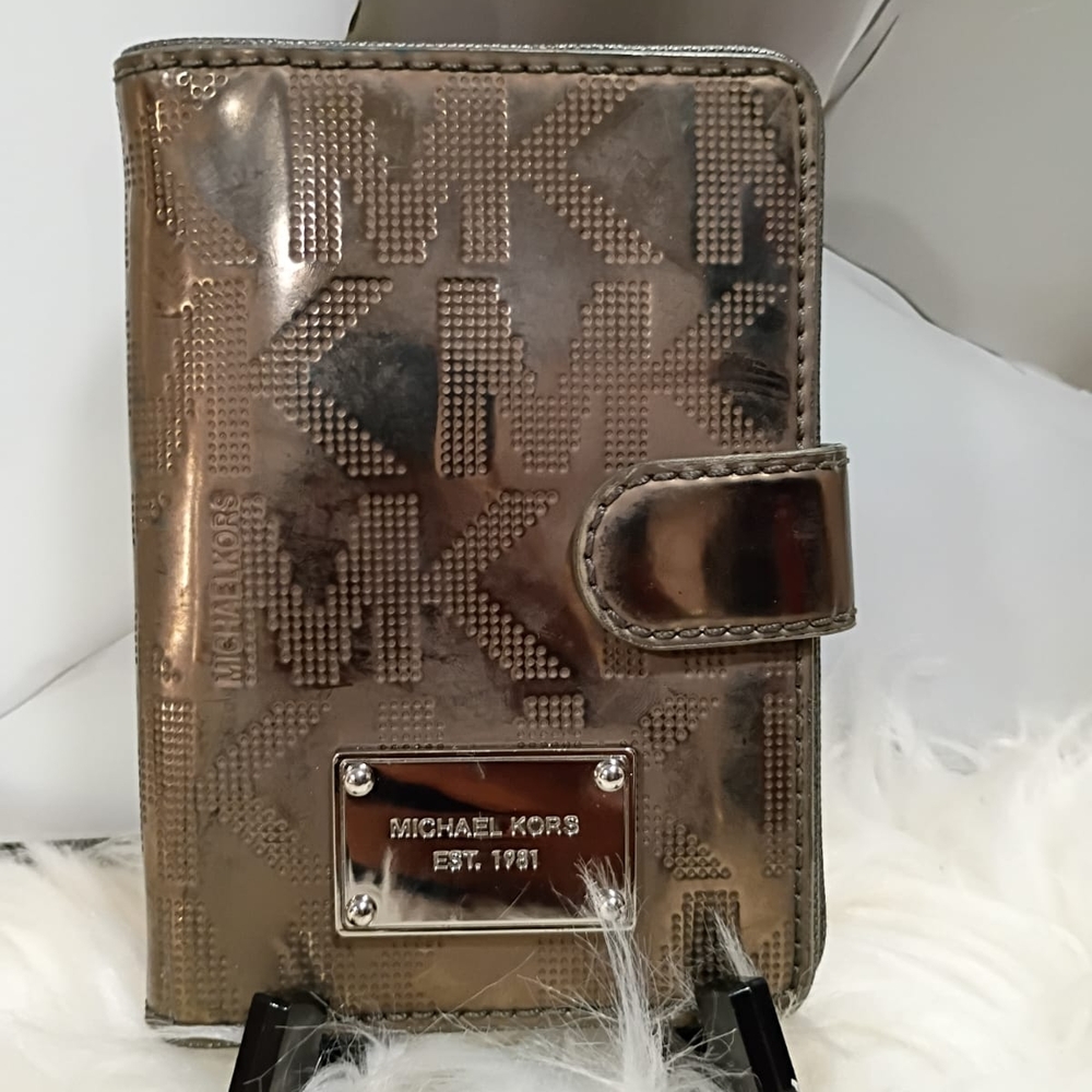 Michael Kors Metallic Phone Case
